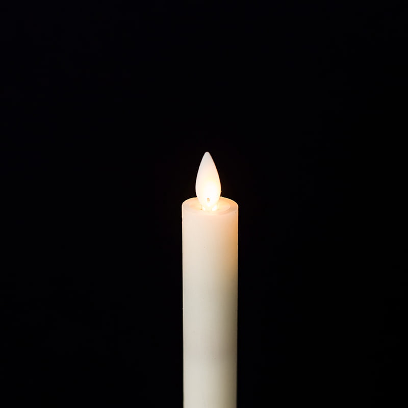 Lilin Lancip Tanpa Api Berkedip Gading